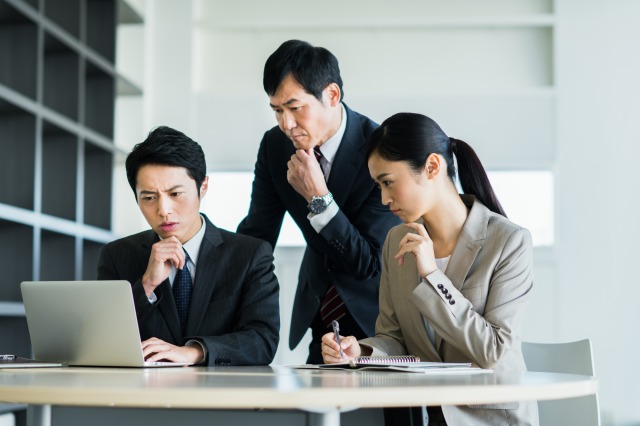 退職代行サービスの対応から解雇